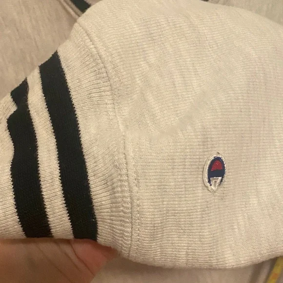 Champion Gray CROP SDSU Sweatshirt - Picture 5 of 7